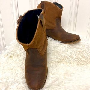 Brown leather ankle boots size 9